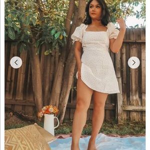 Daisy Print Puff Sleeve Dress NWOT
